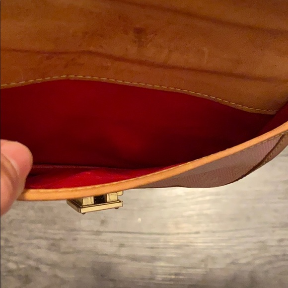 Dooney & Bourke vintage clutch - Picture 2 of 3